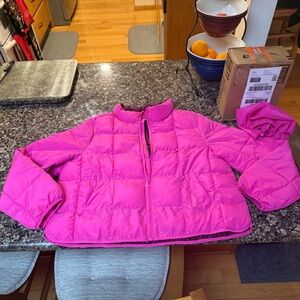 Women’s Pink Fuscia Puffer Jacket No Boundries M/L packable bag